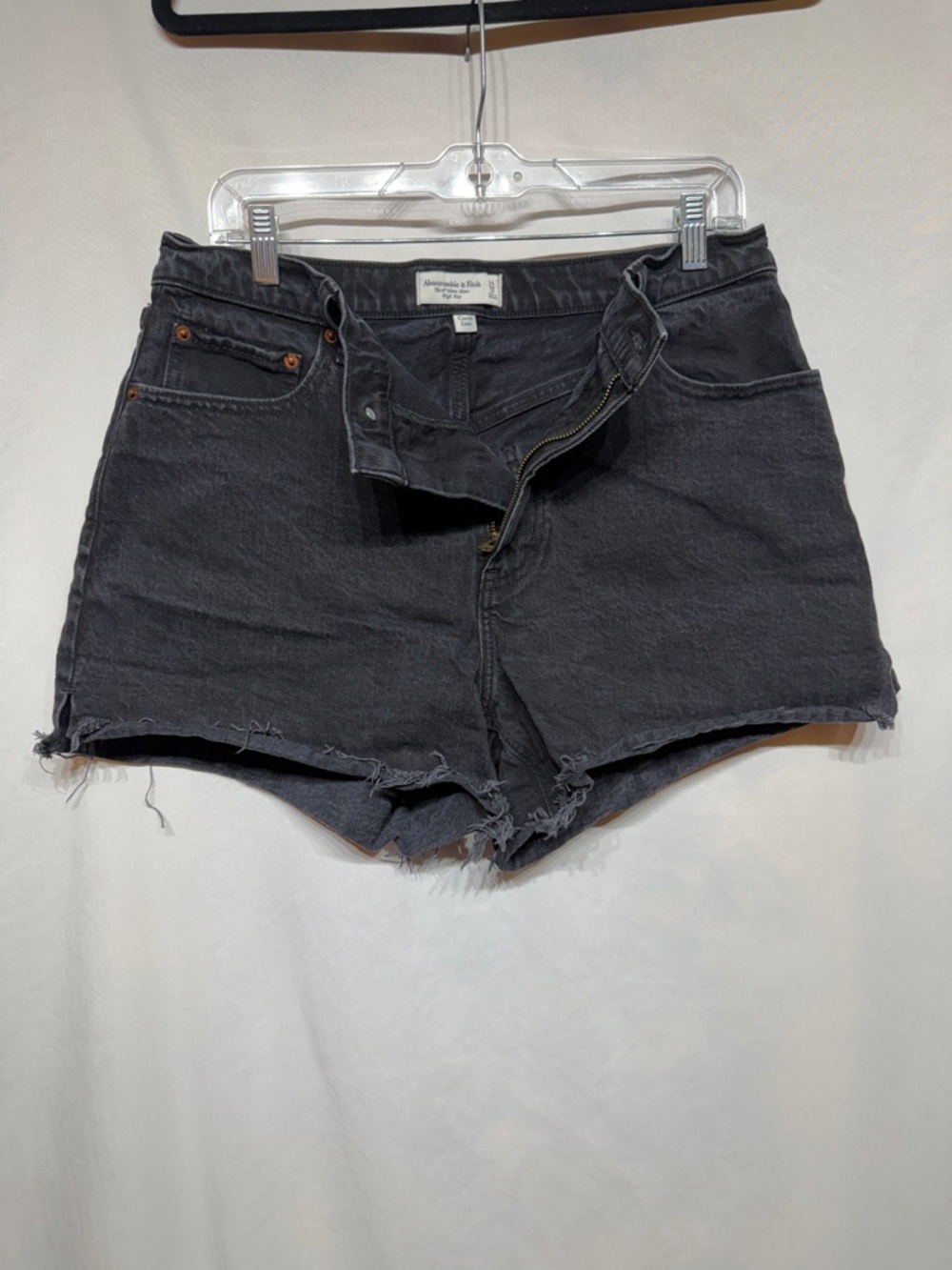 Abercrombie & Fitch The 4” Mom Short High Rise Curve Love Black Denim Shorts 31 - Picture 3 of 8